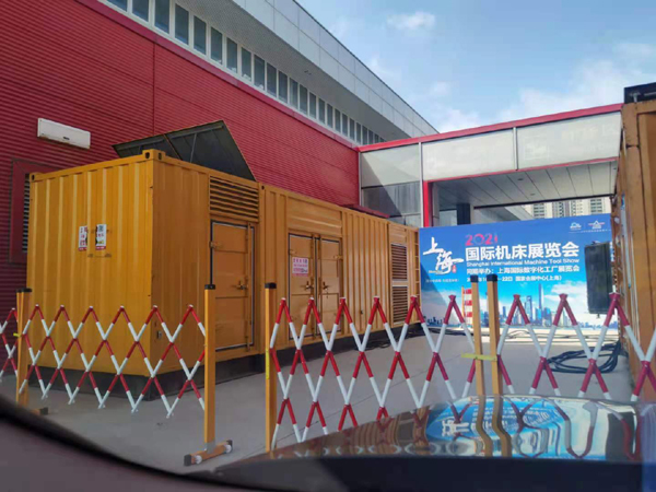 盂县发电车出租-发电机无电压或电压太低怎么办？